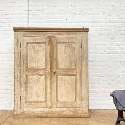Ancienne armoire 2 portes en bois