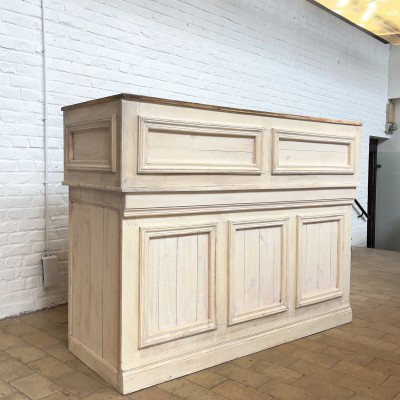 French former wooden counter shop