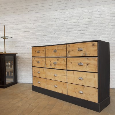 Wooden work cabinet 12 drawers