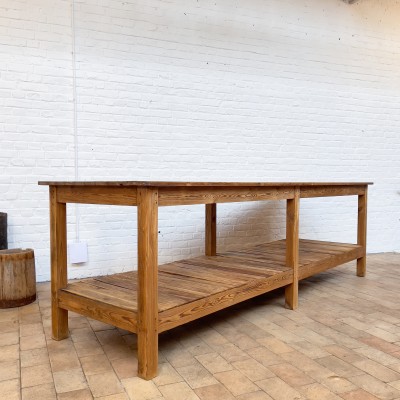 Grande table de drapier en bois