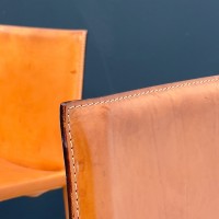Ensemble de 6 chaises design en cuir cognac 1970