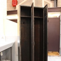 Ancien vestiaire d'usine 2 portes