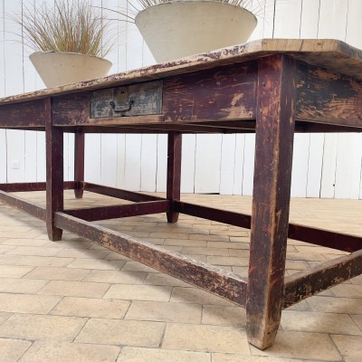 Large wooden draper's table 1930