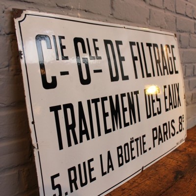 Old plaque enamelled "City of Paris"
