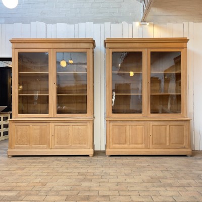 Pair of large oak bookcases early 20th century