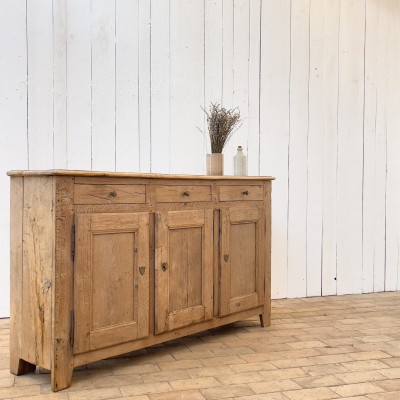 Provincial buffet in oak early 19th