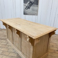 Early 20th century oak counter