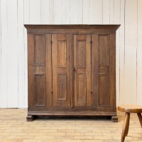 18th century oak cabinet