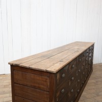Grand meuble à tiroirs en bois, 1930