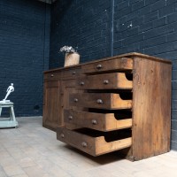 Ancien meuble d'imprimerie en bois début XXème
