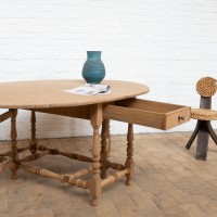 Early 20th century oak table