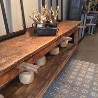 Ancienne table de métier en bois