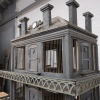 Spectacular french wood and metal bird cage, 19th