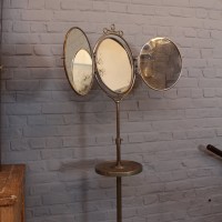 Ancien miroir de barbier