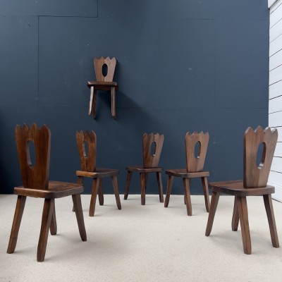 Brutalist elm chairs by Olavi HANNINEN style. Furniture  proposed by ECLECTIQUE ANTIQUE.