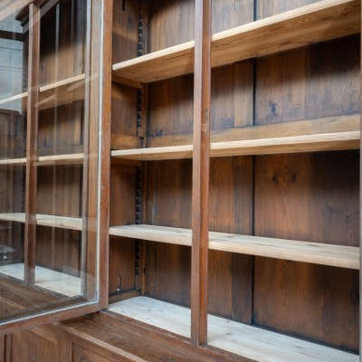 Grande bibliotheque en bois, début 20ème