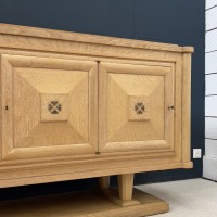 French oak sideboard circa 1940.

Good condition.

Furniture proposed by ECLECTIQUE ANTIQUE.