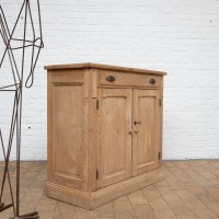 Oak sideboard with 2 doors and flap, 1930