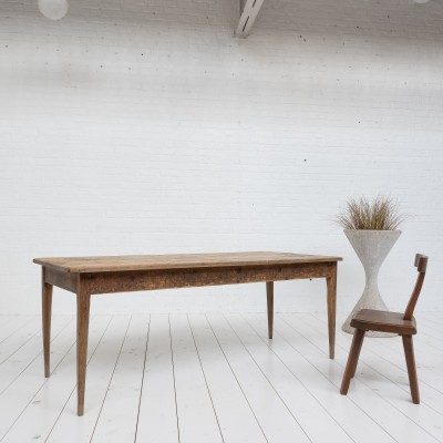 Ancienne table de ferme pieds fuseaux, début 20ème