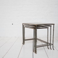 Set of 3 nesting tables in bamboo-style brass with gilded glass tops, 1970