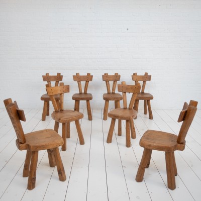 Ensemble de 8 chaises brutaliste en bois, 1960