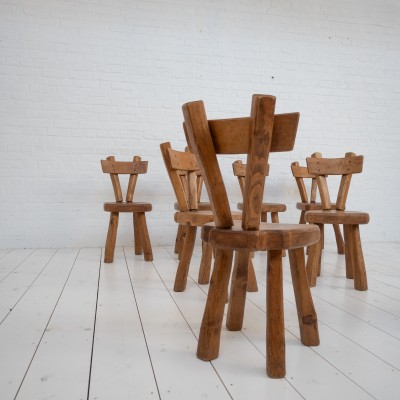 Ensemble de 8 chaises brutaliste en bois, 1960