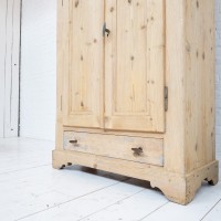 Armoire 2 portes en bois 1930