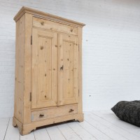 Armoire 2 portes en bois 1930