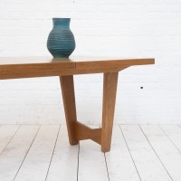 Table en chêne par GUILLERME et CHAMBRON  France vers 1960