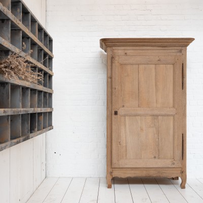 French oak cabinet, 19th century