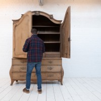 Dutch oak cabinet, 19th century