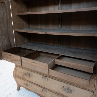 Dutch oak cabinet, 19th century