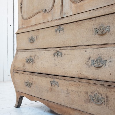 Dutch oak cabinet, 19th century