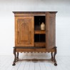 Oak and walnut 2-door cabinet, 18th century