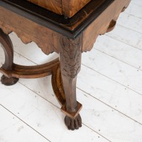 Oak and walnut 2-door cabinet, 18th century