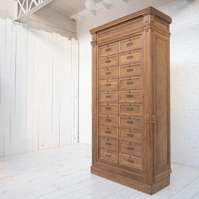 Oak notary cabinet, 1930