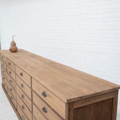 Large oak chest of drawers, 1950