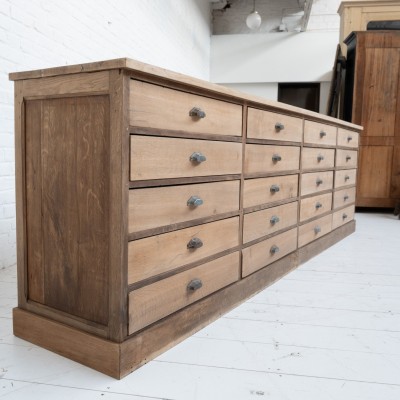 Large oak chest of drawers, 1950