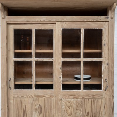 French wooden dresser with sliding doors, 1930