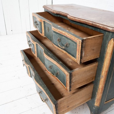 Ensemble de commodes arbalète en bois peint, début 20ème