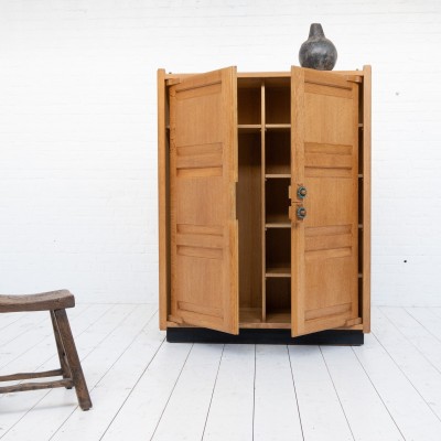 GUILLERME et CHAMBRON French oak cupboard