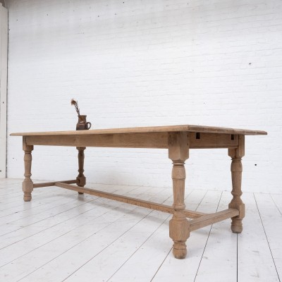 Grande table en chêne, début 20ème