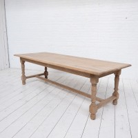 Grande table en chêne, début 20ème