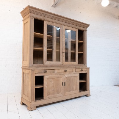 Large oak cabinet, early 20th century