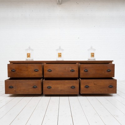 Oak chest of drawers, 1950