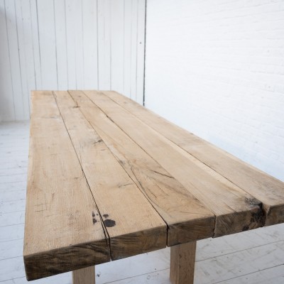 Imposante table en chêne