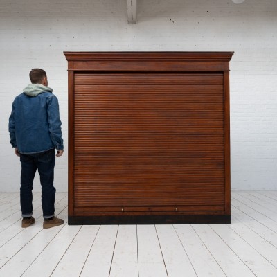 Rare Baumann curtain cabinet, 1920