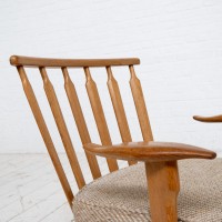 Paire de fauteuils GUILLERME et CHAMBRON