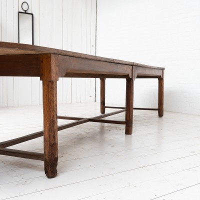 Grande table de communauté en chêne, 19ème