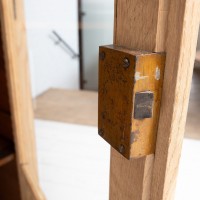 Imposante bibliothèque en chêne 2 portes, 1930